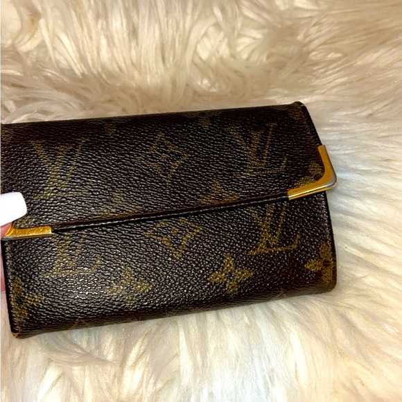 Authentic Louis Vuitton Mono Snap Wallet - Picture 10 of 10